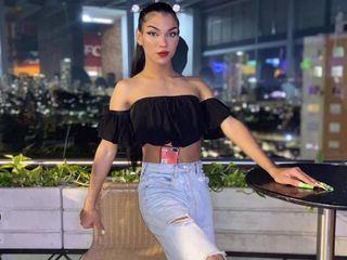 Click here for SEX WITH LuciaZaravi